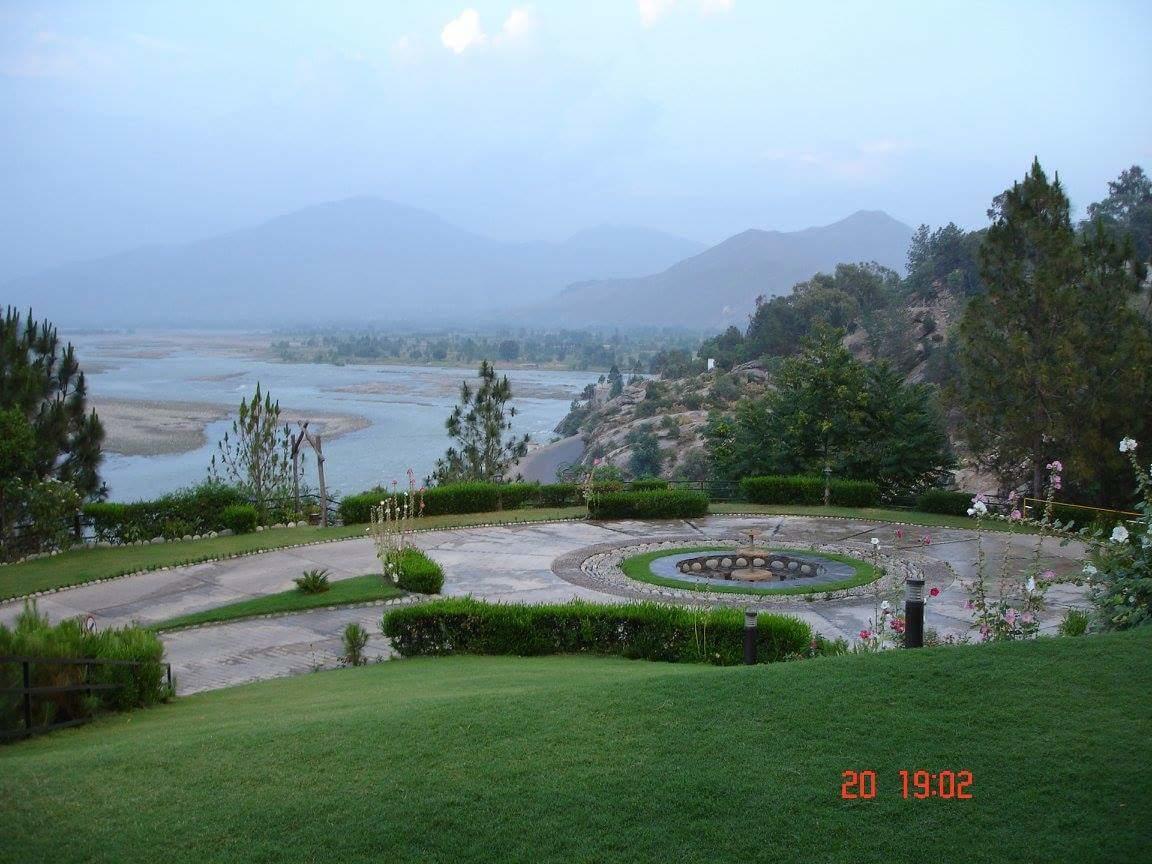 Rock City Resort Mingora ภายนอก รูปภาพ