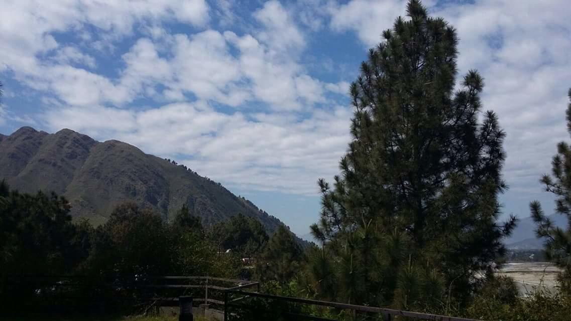 Rock City Resort Mingora ภายนอก รูปภาพ